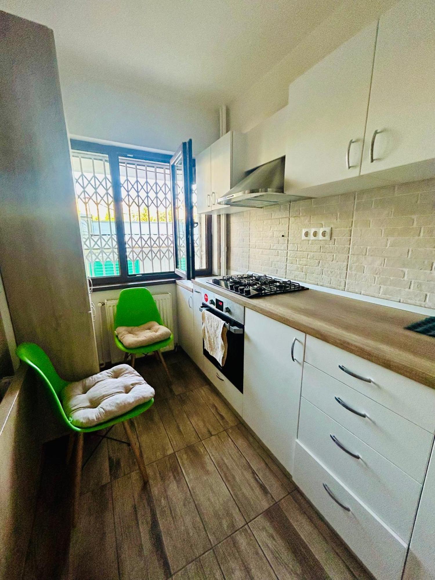 Snug Apartament Ιάσιο Εξωτερικό φωτογραφία